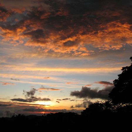 Sunset Hotel Monteverde Buitenkant foto